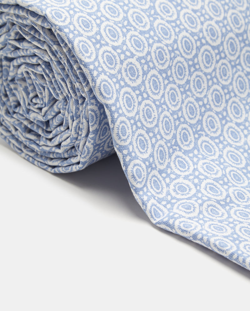 DECORATIVE THROW