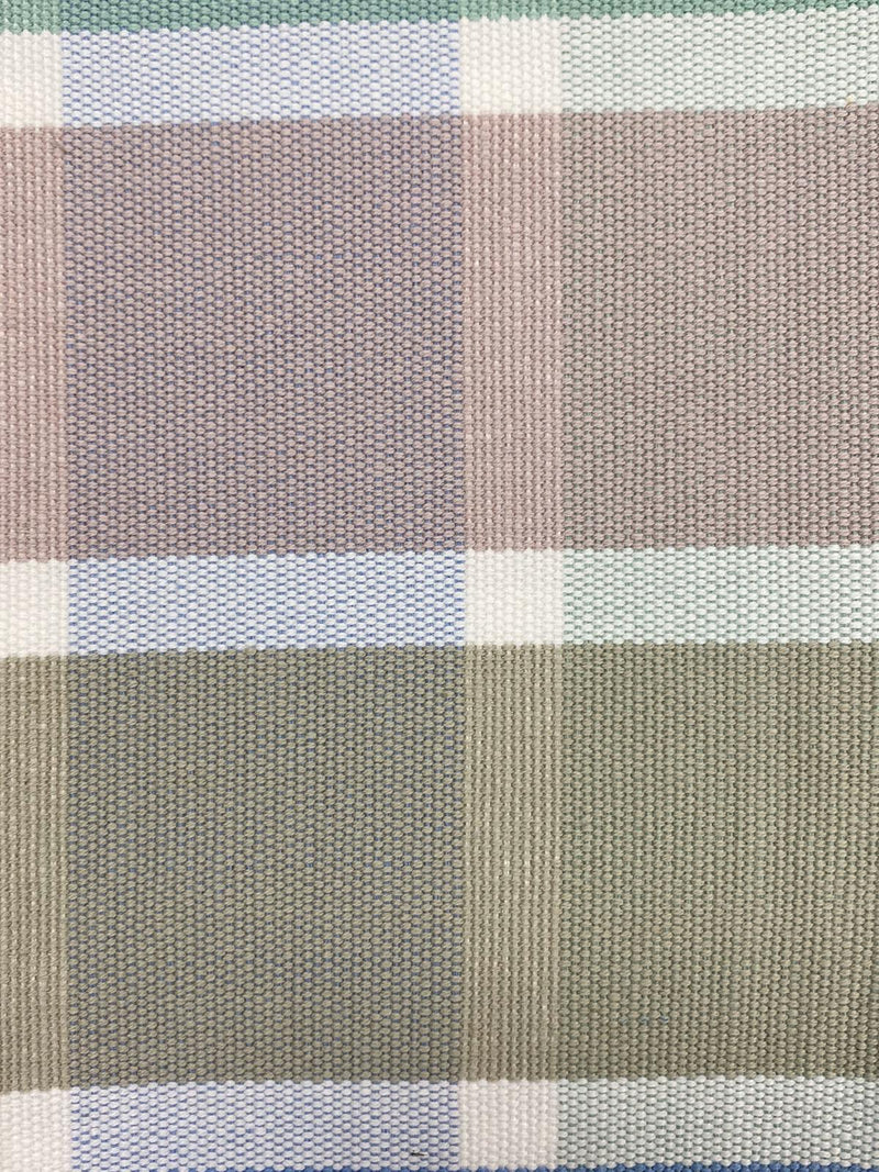 TABLE RUNNER